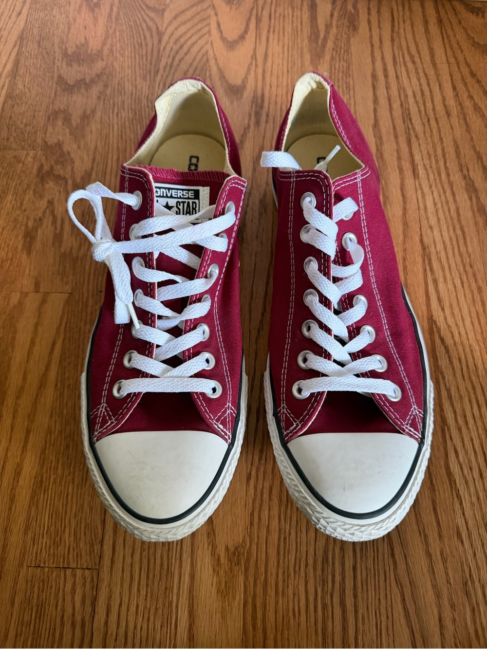 Converse Low Top Sneakers - Burgundy with White Accents